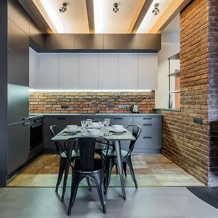 Domillion Cozy 3bdr In Oldtown P364b Butas